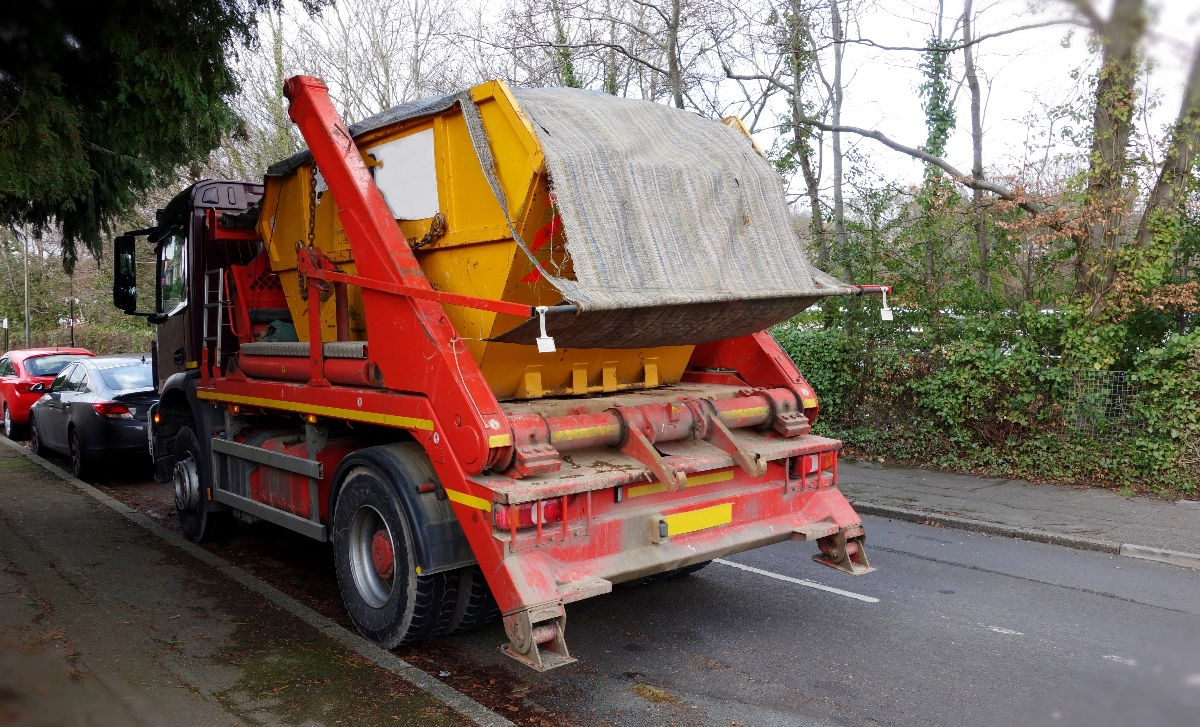 Surrey Skip Hire Skip Hire , Easy Website, Free Website, Website Builder, Best Website Builder,  Recycling services, Free website template, Tec-Nut.com Websites, Company Website Serving Dorking